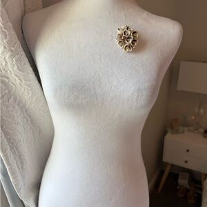 Vintage seashell brooch 1970s Florida made Brooch